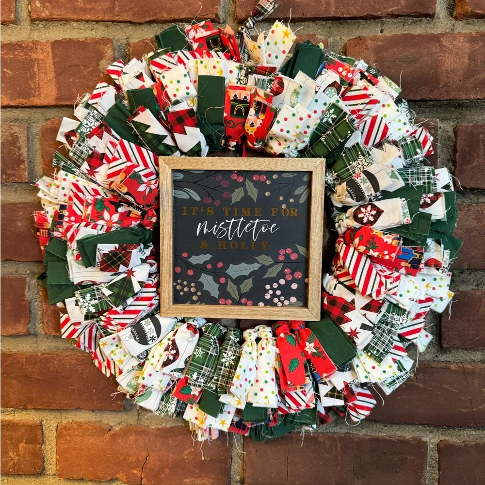 Christmas It’s Time for Mistletoe and Holly Rag Wreath